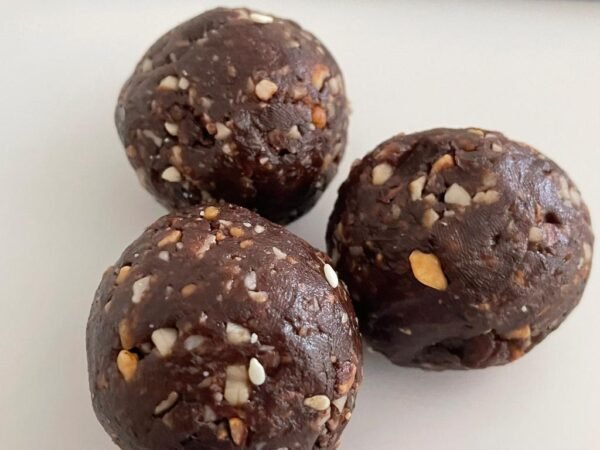 Peanut butter bliss balls