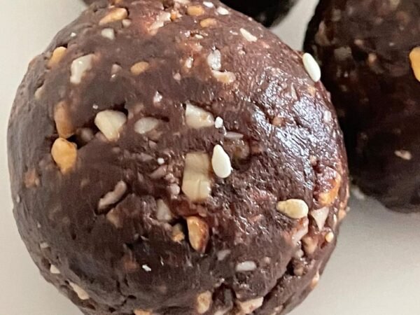 Peanut butter bliss balls