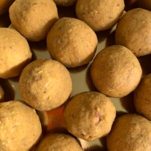 Roasted Chana Ladoo with Almonds